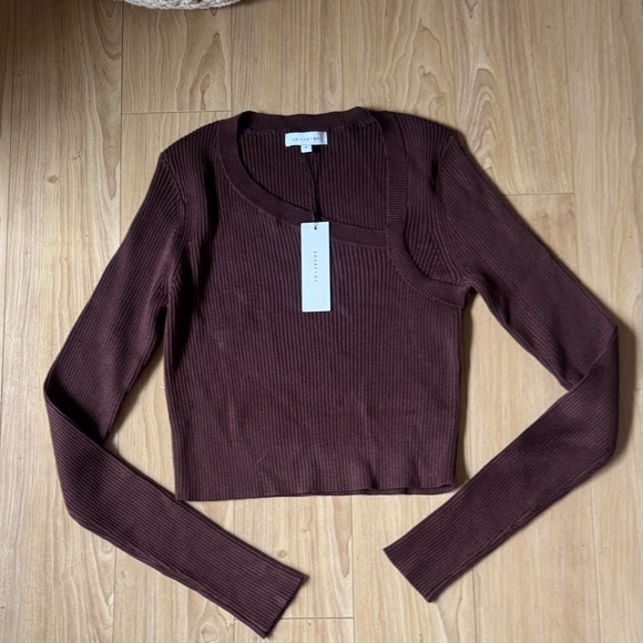 THE CUT OUT LUXE KNIT TOP / LIMITED EDITION ESPRESSO - Picture 2 of 4